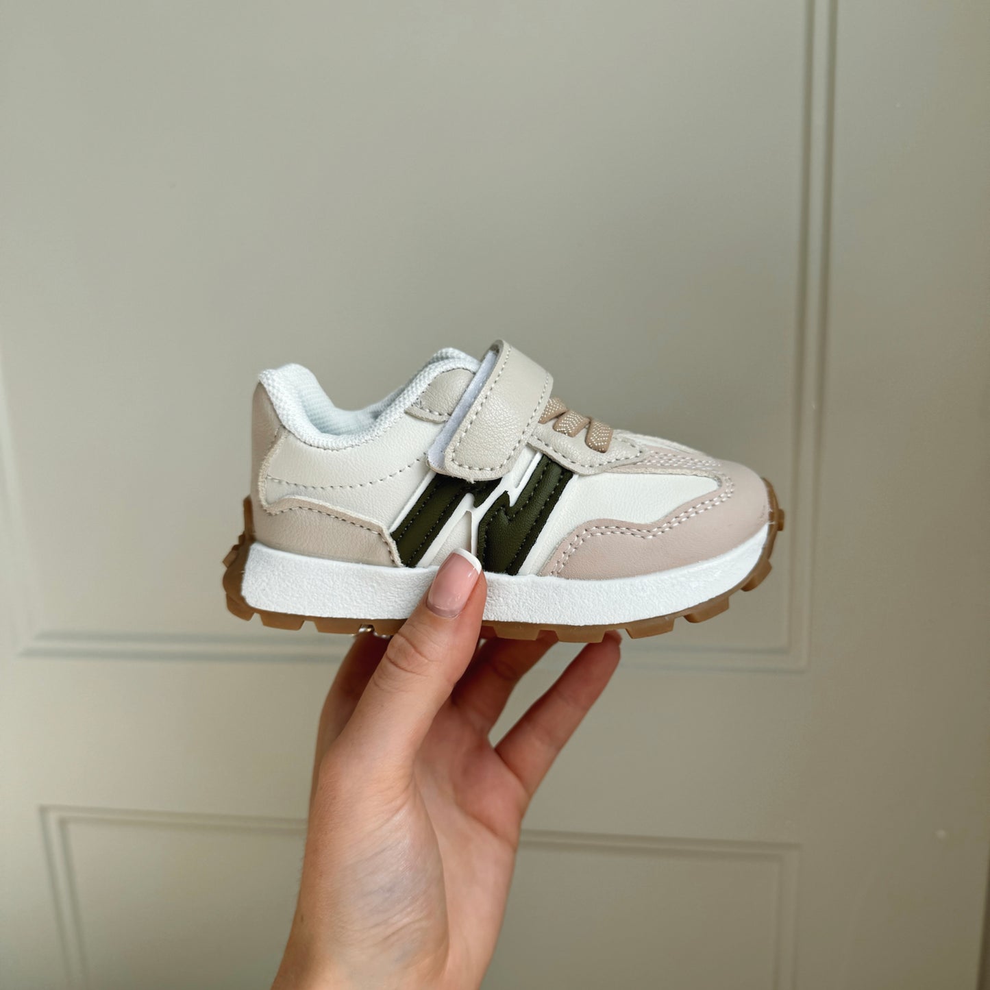 NUDE RUNNER TRAINERS